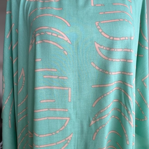 0091/ Seafoam  Green Moon Chase Poncho With Fringes - Picture 4 of 7